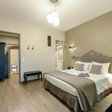 Pelletier Du Claux 아파트 *