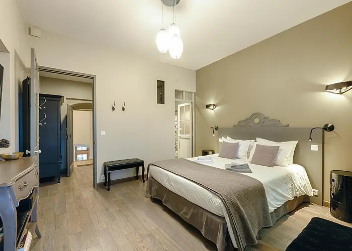 Pelletier Du Claux 아파트 *